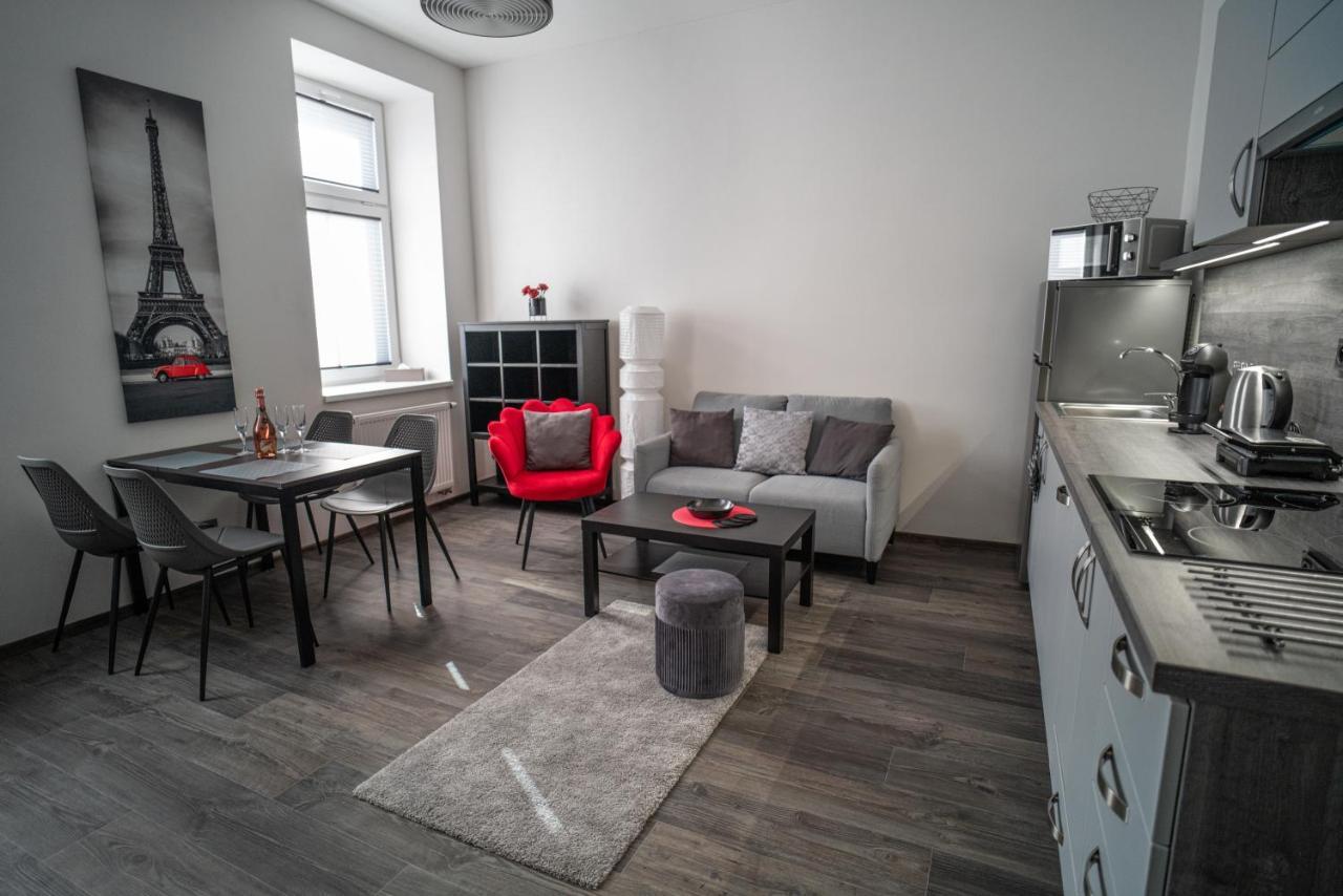 Apartmanovy Dum Sklipek 트러트노브 외부 사진