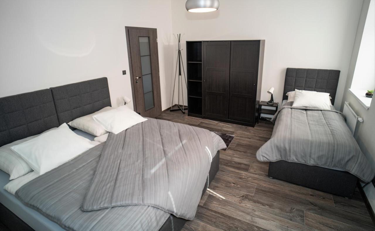 Apartmanovy Dum Sklipek 트러트노브 외부 사진